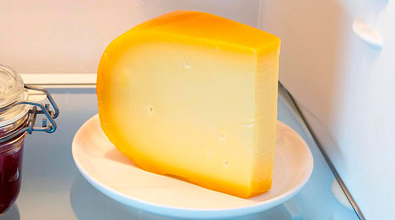 Как сохранить сыр в холодильнике