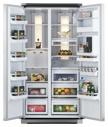Холодильник Samsung RSE8BPCW