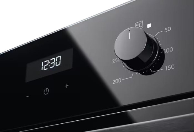 Встраиваемый электрический духовой шкаф Electrolux EOD5H70BZ Встраиваемый электрический духовой шкаф Electrolux EOD5H70BZ