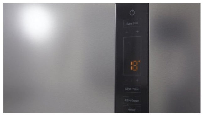 Холодильник Ariston HFP 7200 XO
