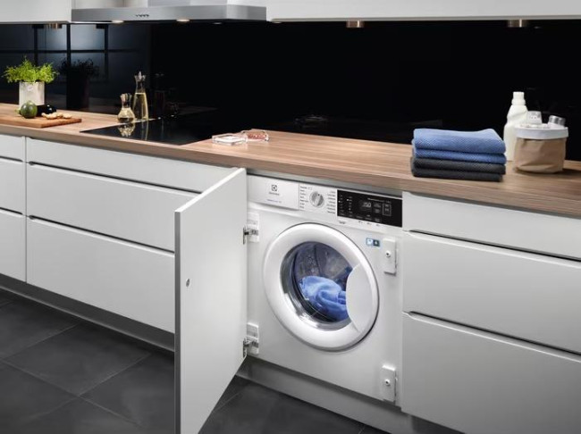 Встраиваемая стиральная машина Electrolux EWN7F447WIP Встраиваемая стиральная машина Electrolux EWN7F447WIP