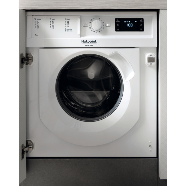 Встраиваемая стиральная машина Ariston BI WMHG 71284 EU