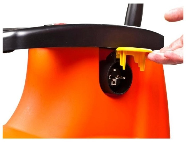 Измельчитель электрический Mountfield PowerCut 2500 2.5 кВт Измельчитель электрический Mountfield PowerCut 2500 2.5 кВт