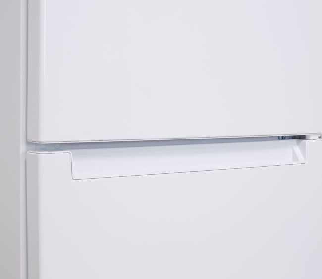 Холодильник Indesit ES 15 A Холодильник Indesit ES 15 A