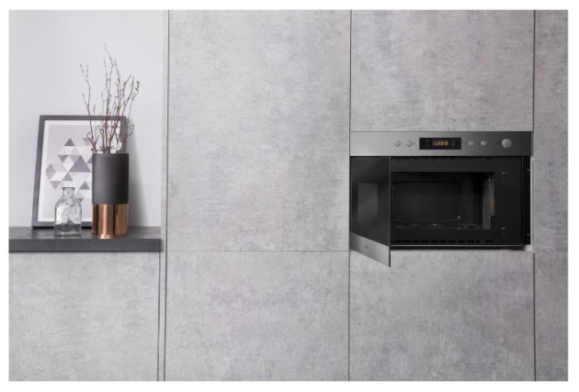 Микроволновая печь Ariston MN 212 IX
