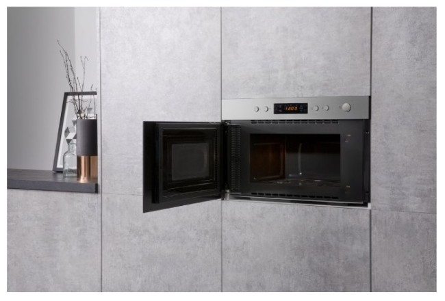Микроволновая печь Ariston MN 212 IX