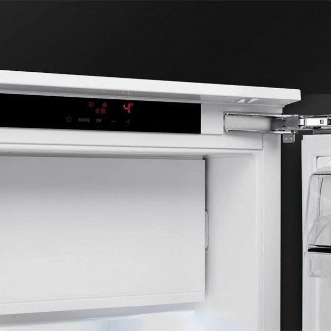 Встраиваемый холодильник Smeg S8C124DE