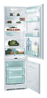 Встраиваемый холодильник Ariston BCB 333/B GE