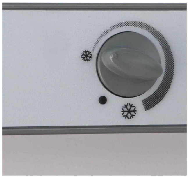 Холодильник Indesit TIA 16 S серебристый Холодильник Indesit TIA 16 S серебристый
