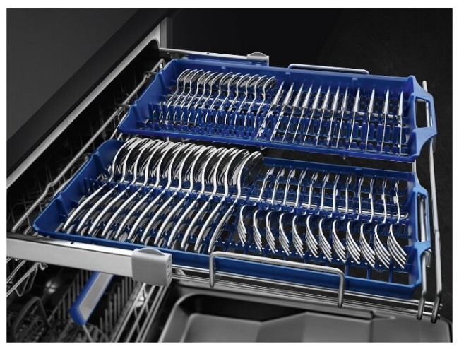 Встраиваемая посудомоечная машина smeg STL62336LDE