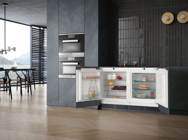 Встраиваемый морозильник Miele F 31202 Ui-1 Встраиваемый морозильник Miele F 31202 Ui-1
