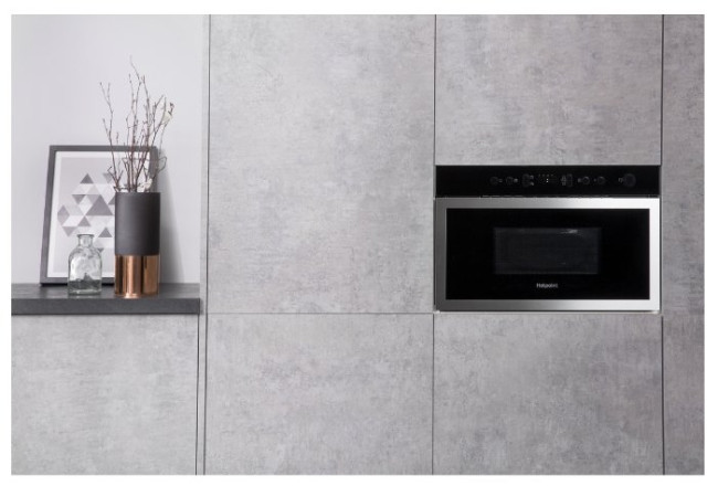 Микроволновая печь встраиваемая Ariston MN 613 IX Микроволновая печь встраиваемая Ariston MN 613 IX