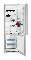 Встраиваемый холодильник Ariston BCS 313 V
