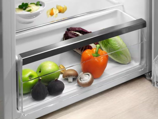 Холодильник ELECTROLUX LXB1SE11W0