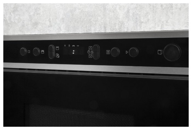 Микроволновая печь Ariston MN 513 IX