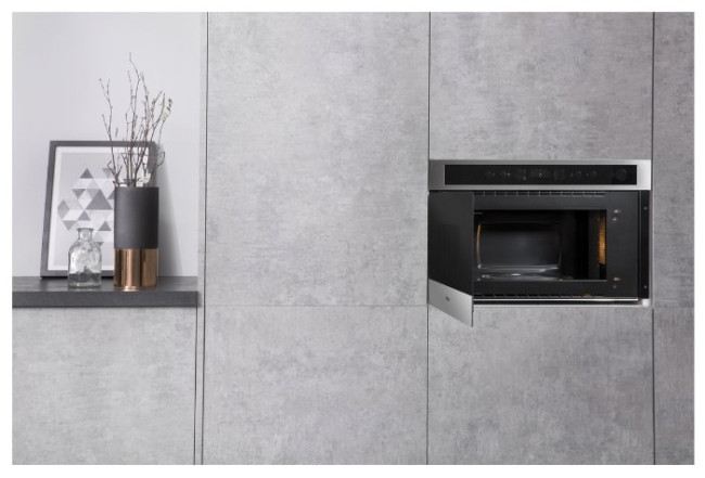 Микроволновая печь Ariston MN 513 IX