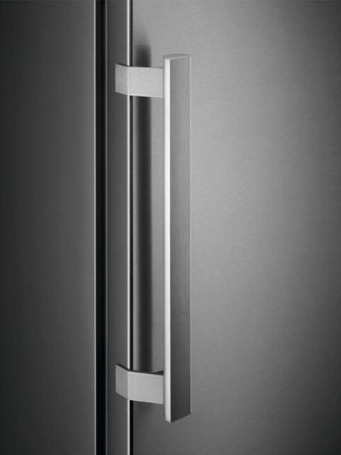 Морозильная камера Electrolux LUT 7ME28 X2 Морозильная камера Electrolux LUT 7ME28 X2