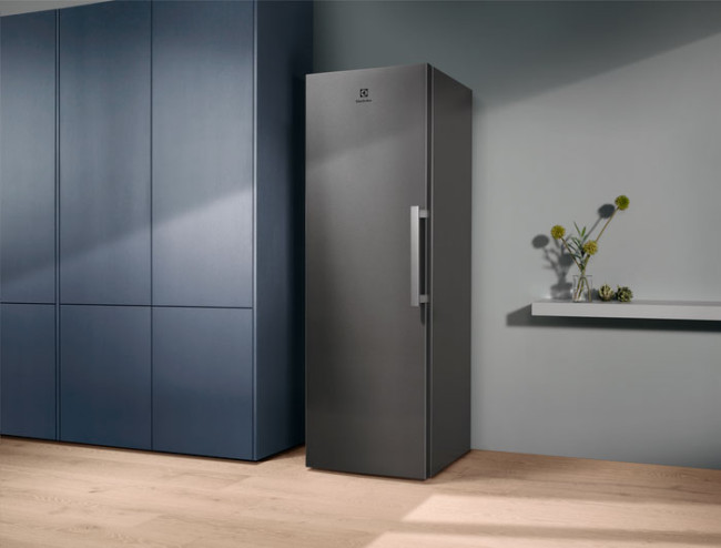 Морозильная камера Electrolux LUT 7ME28 X2 Морозильная камера Electrolux LUT 7ME28 X2