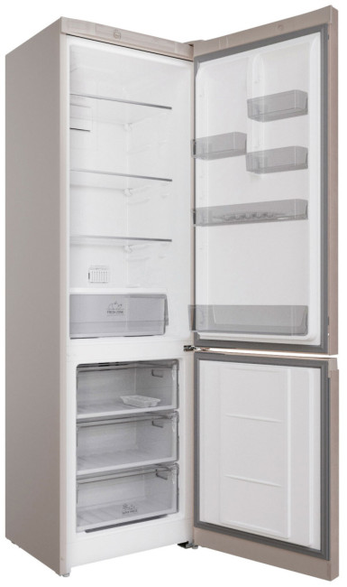 Холодильник Hotpoint-Ariston HT 4200 M Холодильник Hotpoint-Ariston HT 4200 M