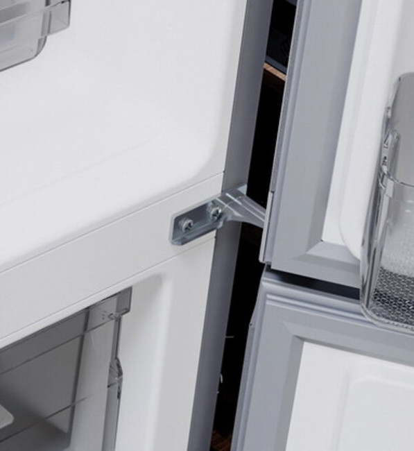 Холодильник Hotpoint-Ariston HT 4200 S Холодильник Hotpoint-Ariston HT 4200 S