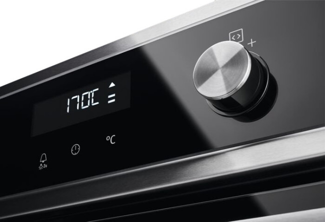 Встраиваемый электрический духовой шкаф Electrolux EOC6P71X
