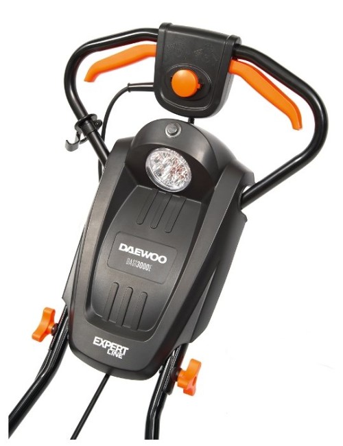 Снегоуборщик электрический Daewoo Power Products DAST 3000E Снегоуборщик электрический Daewoo Power Products DAST 3000E