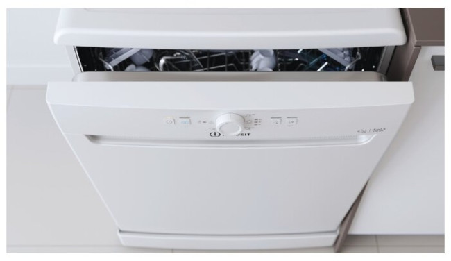 Посудомоечная машина Indesit DFE 1B19 14 Посудомоечная машина Indesit DFE 1B19 14