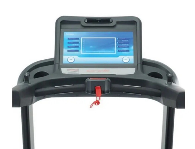 Беговая дорожка Circle Fitness M 8 черный Беговая дорожка Circle Fitness M 8 черный