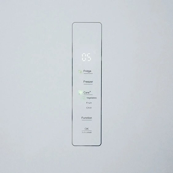Холодильник CENTEK CT-1744 White