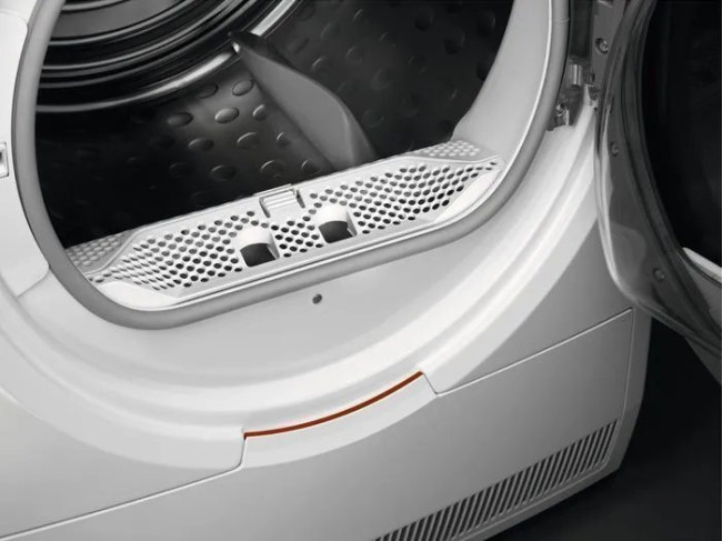 Сушильная машина AEG T8DEA68S