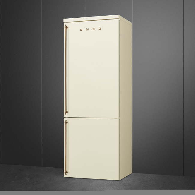 Холодильник Smeg FA8005RPO5