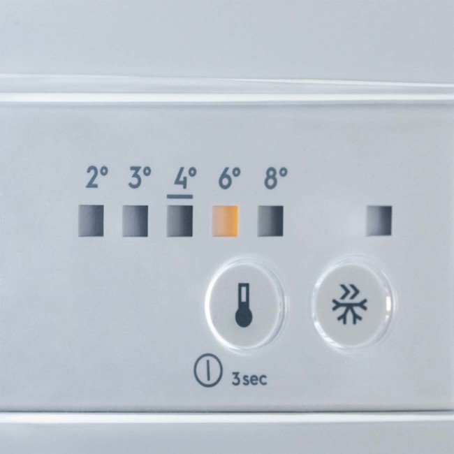 Встраиваемый холодильник Electrolux RNT2LF18S Встраиваемый холодильник Electrolux RNT2LF18S