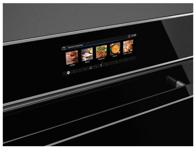 Электрический духовой шкаф smeg SFP6606WTPNX