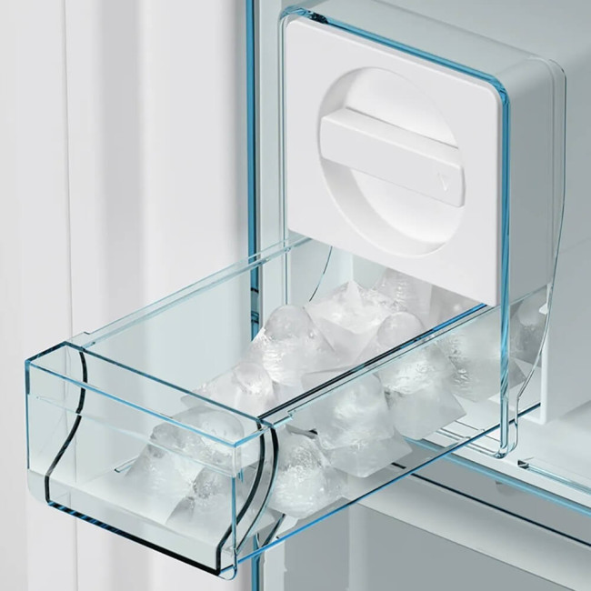 Двухкамерный холодильник Bosch KGN86AW32U Двухкамерный холодильник Bosch KGN86AW32U