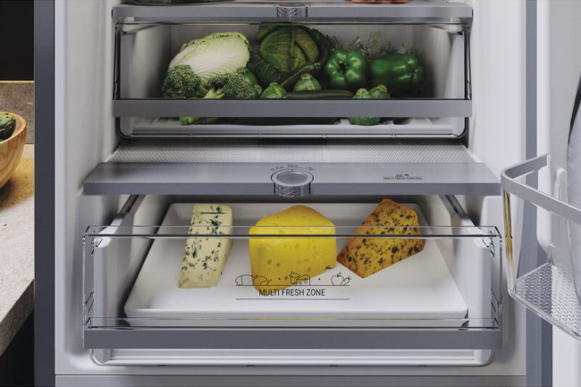 Холодильник Hotpoint-Ariston HTR 9202I SX O3 Холодильник Hotpoint-Ariston HTR 9202I SX O3