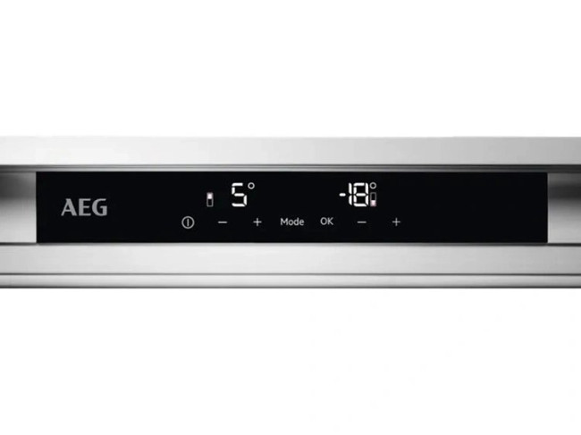 Холодильник AEG SCB819E8TS Холодильник AEG SCB819E8TS