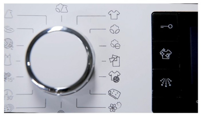 Стиральная машина Whirlpool FWSD 81283 WCV Стиральная машина Whirlpool FWSD 81283 WCV