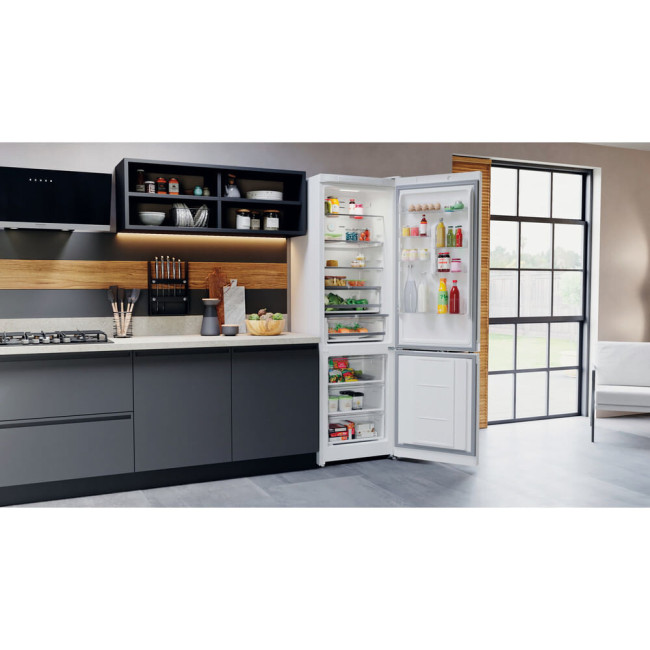 Холодильник Hotpoint-Ariston HTS 8202I W O3