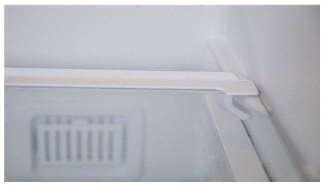 Холодильник Indesit DS 320 W Холодильник Indesit DS 320 W