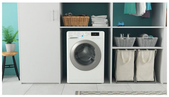 Стиральная машина Indesit BWSE 81293X WSV RU Стиральная машина Indesit BWSE 81293X WSV RU