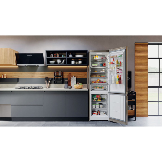 Холодильник Hotpoint-Ariston HTS 9202I BZ O3