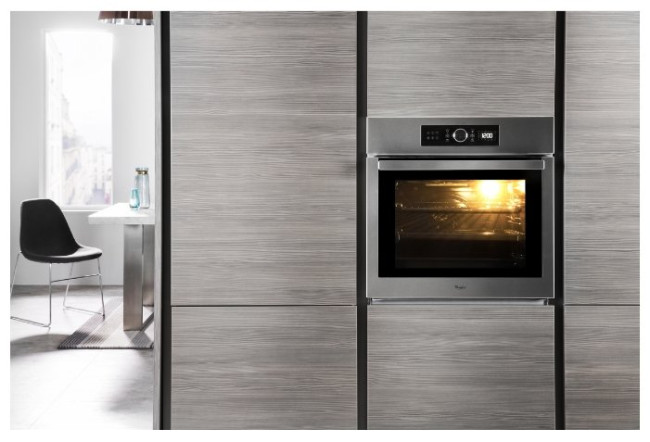 Духовой шкаф Whirlpool AKZ 6220 IX