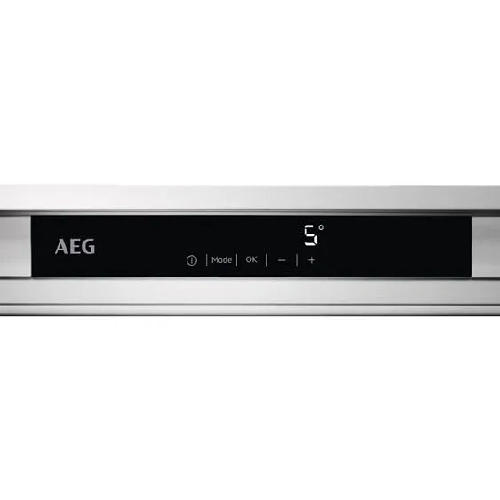 Холодильник AEG SKE818E1DC Холодильник AEG SKE818E1DC