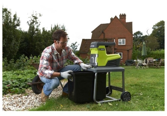 Измельчитель электрический RYOBI RSH2845T 2.8 кВт Измельчитель электрический RYOBI RSH2845T 2.8 кВт
