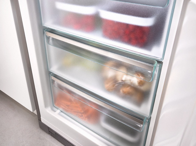 Морозильник Miele FNS 28463 E ed/cs Морозильник Miele FNS 28463 E ed/cs