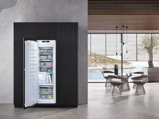 Морозильная камера MIELE FNS 7774 D