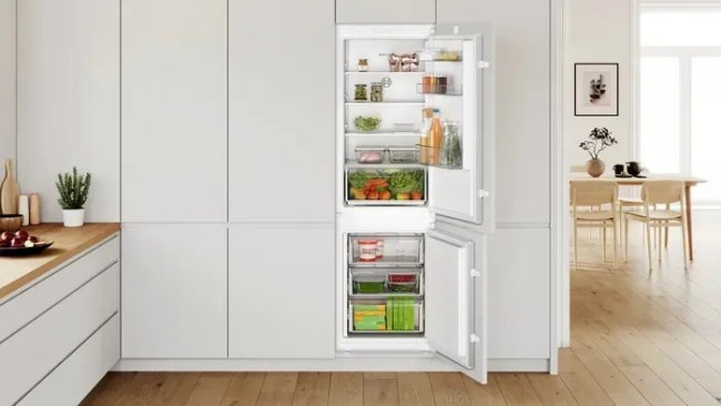 Холодильник BOSCH KIN 865SE0
