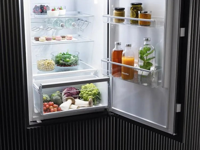 Холодильник MIELE K 7326 E