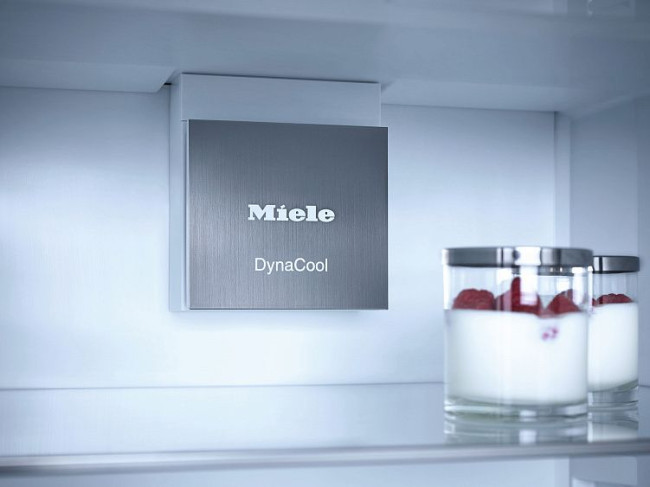 Холодильник MIELE K 7347 С Холодильник MIELE K 7347 С