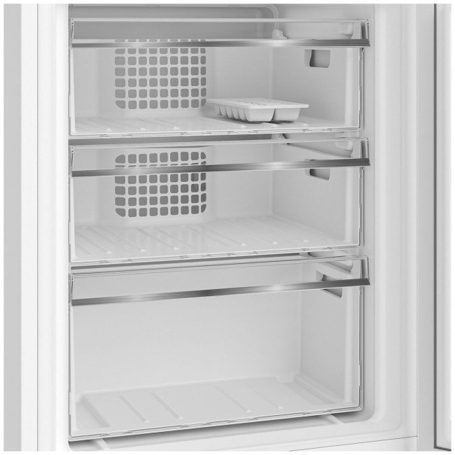 Встраиваемый холодильник Indesit IN IBD 18 (869891700010) Встраиваемый холодильник Indesit IN IBD 18 (869891700010)